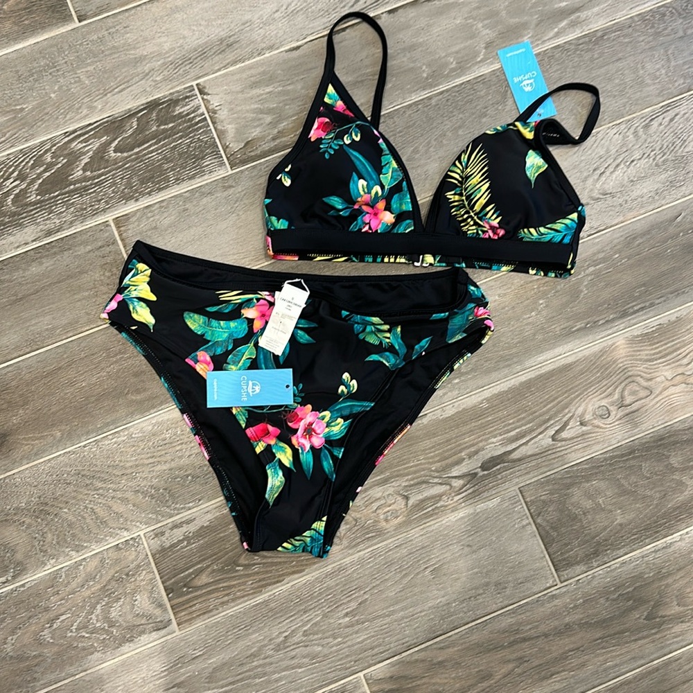 Cupshe Deep Jungle Floral Bikini Top & Mid-Rise Bottoms Set